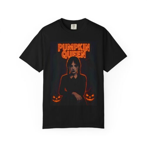 Pumpkin Queen T-Shirt – Unisex Halloween Graphic Tee for Spooky Season